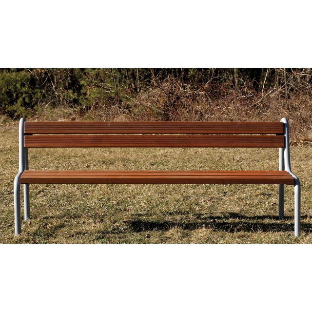 Klop Basic z naslonom