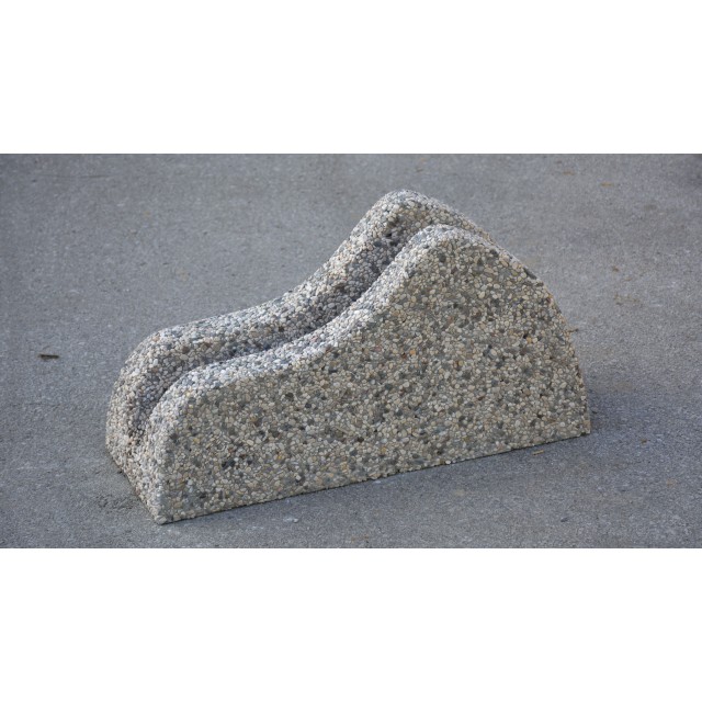 Betonsko stojalo za kolo